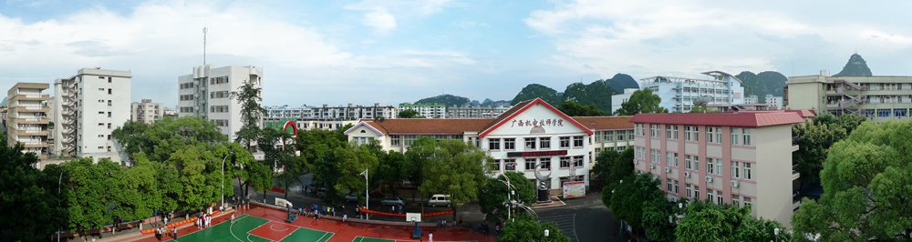3 学校全景.jpg