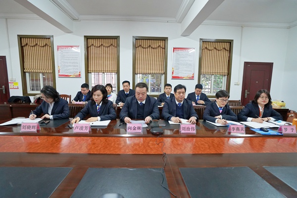 2--2学院院长向金林致辞.jpg